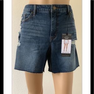 Lila shorts denim by Sofia Vergara Sz 14